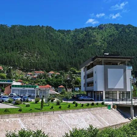 Novalic * Konjic